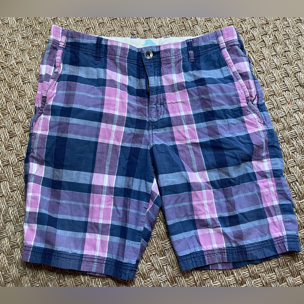 🌹Tommy Bahama Plaid Shorts, Size 33